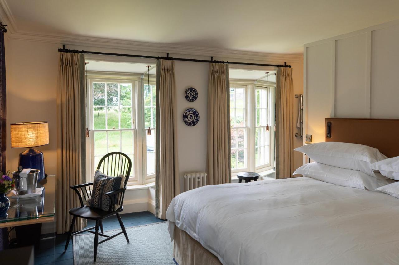 Grove Of Narberth Hotel Bagian luar foto