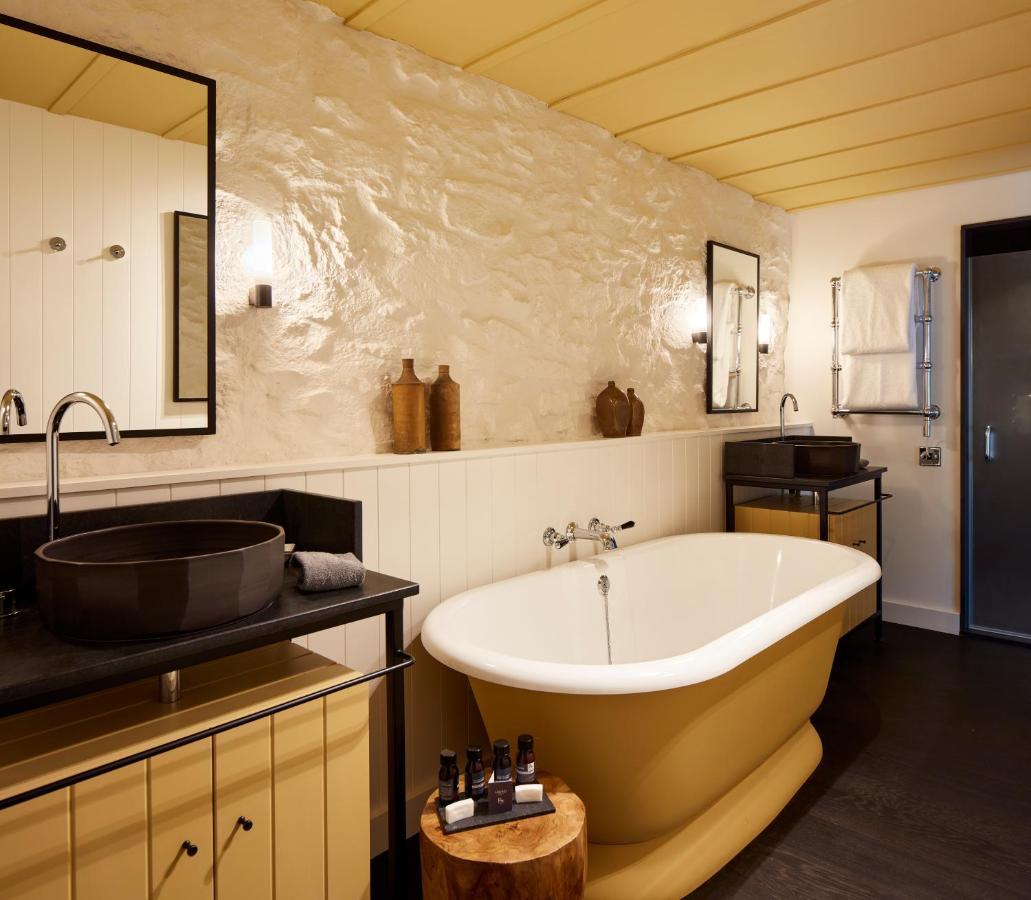 Grove Of Narberth Hotel Bagian luar foto