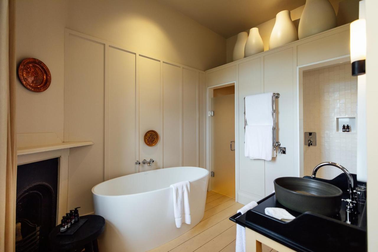 Grove Of Narberth Hotel Bagian luar foto