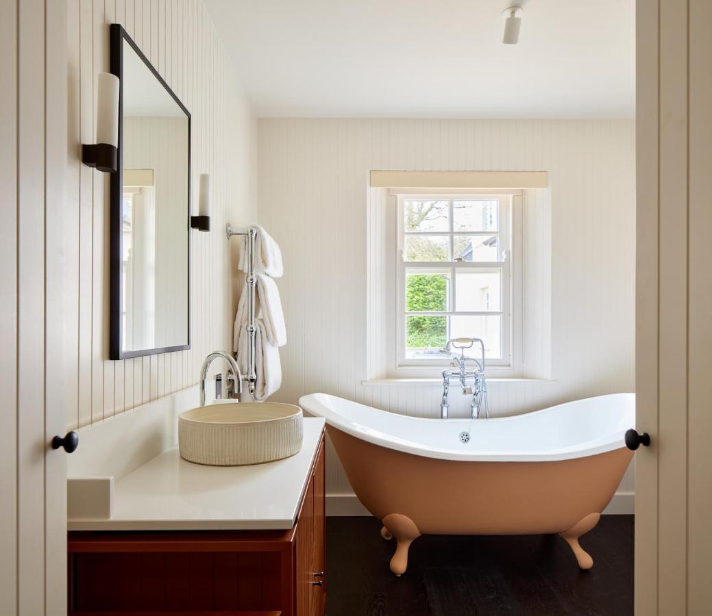 Grove Of Narberth Hotel Bagian luar foto